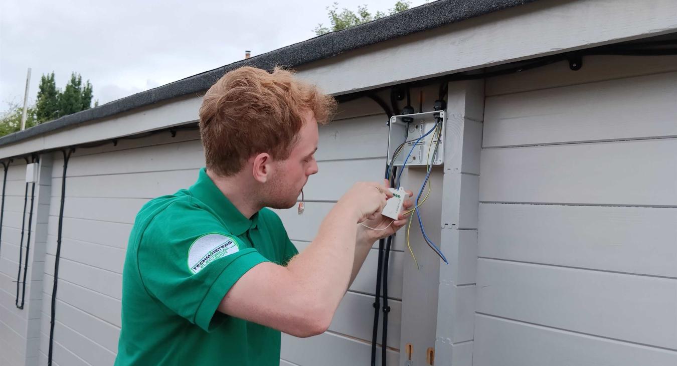 Electrician in Hoo installing outside garden electrics